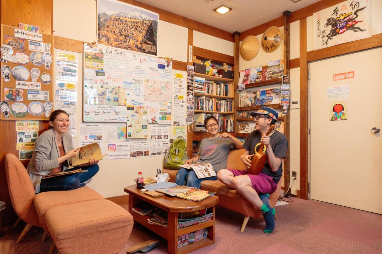 J-Hoppers Hida Takayama Guest House Eksteriør billede