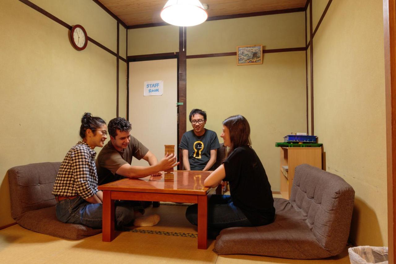 J-Hoppers Hida Takayama Guest House Eksteriør billede