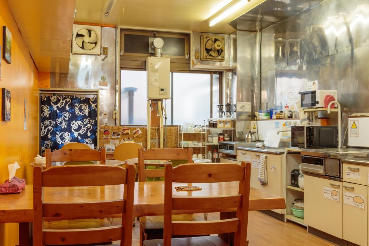 J-Hoppers Hida Takayama Guest House Eksteriør billede
