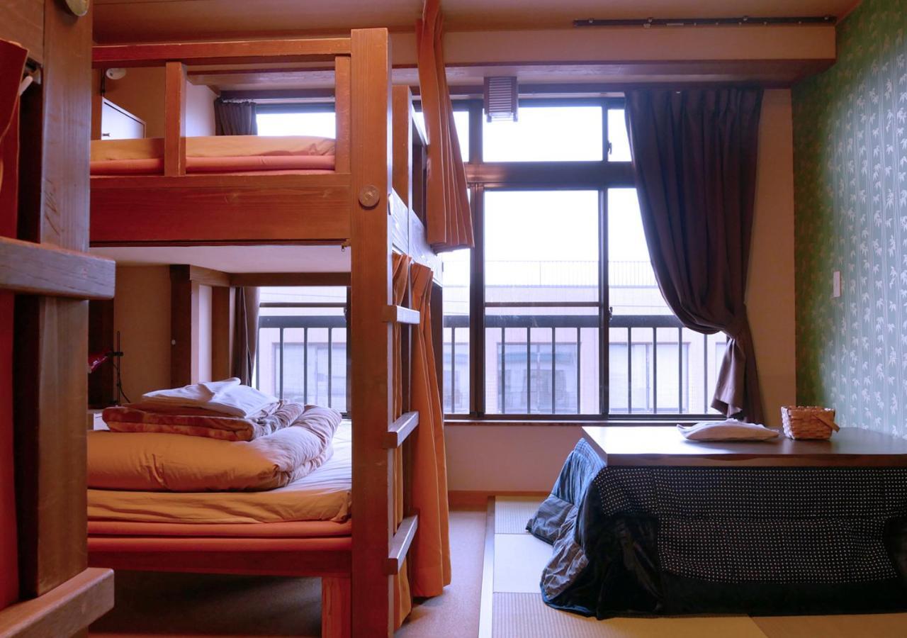J-Hoppers Hida Takayama Guest House Eksteriør billede
