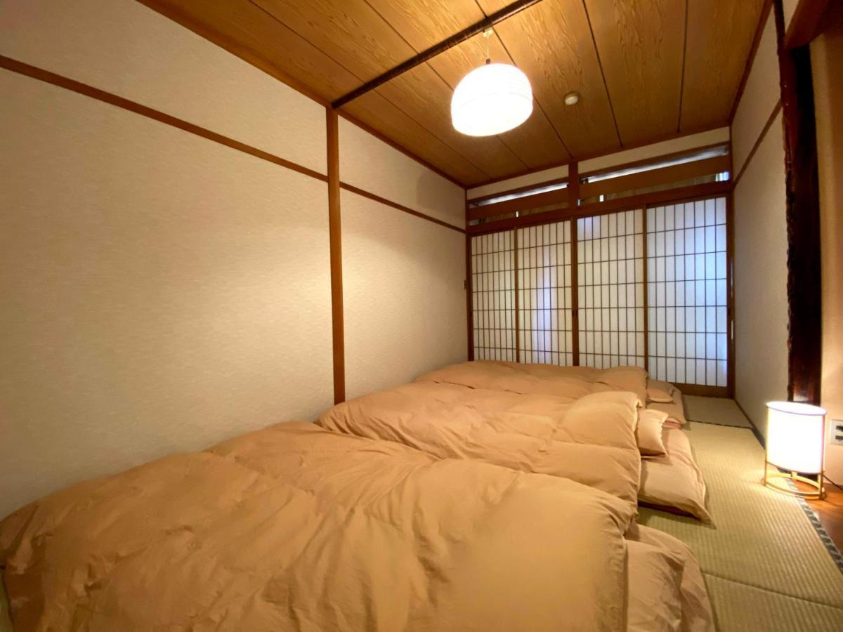 J-Hoppers Hida Takayama Guest House Eksteriør billede