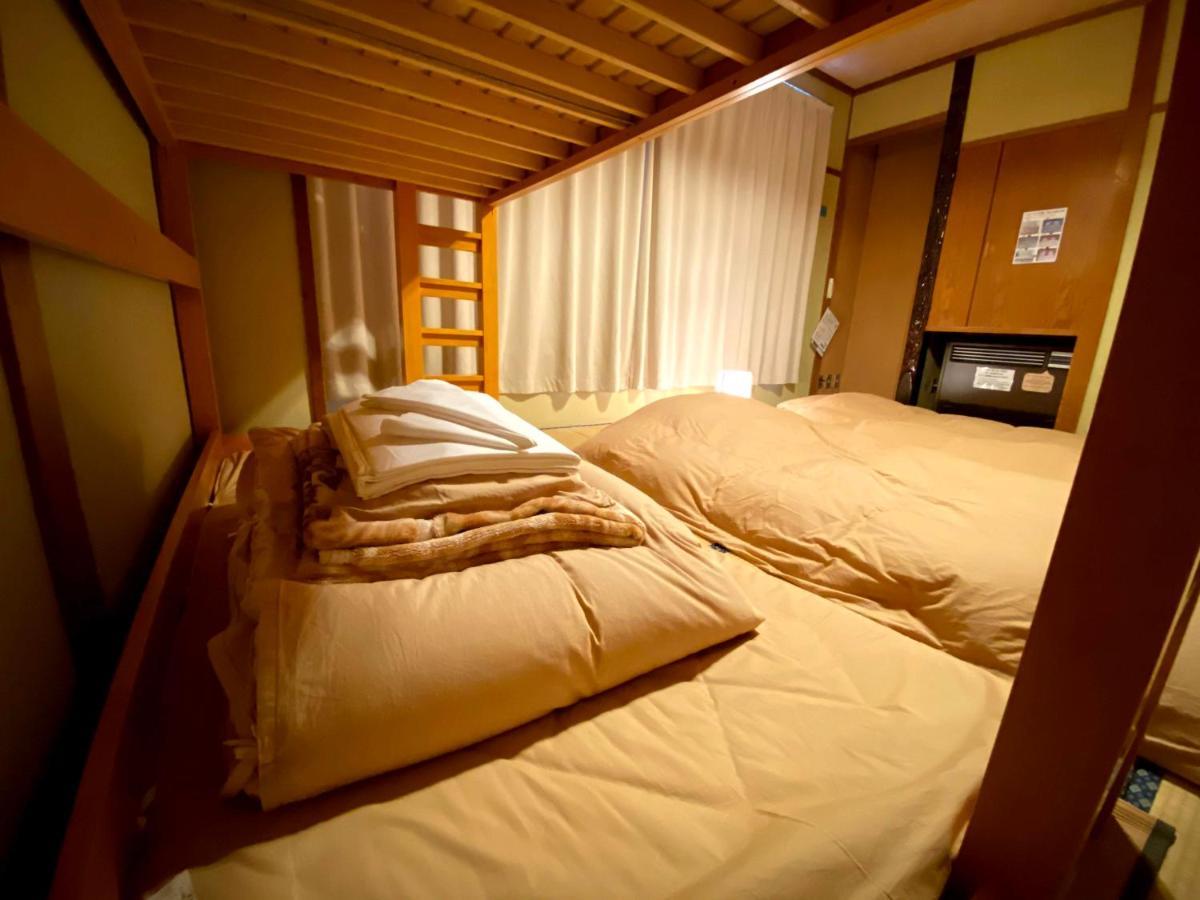 J-Hoppers Hida Takayama Guest House Eksteriør billede