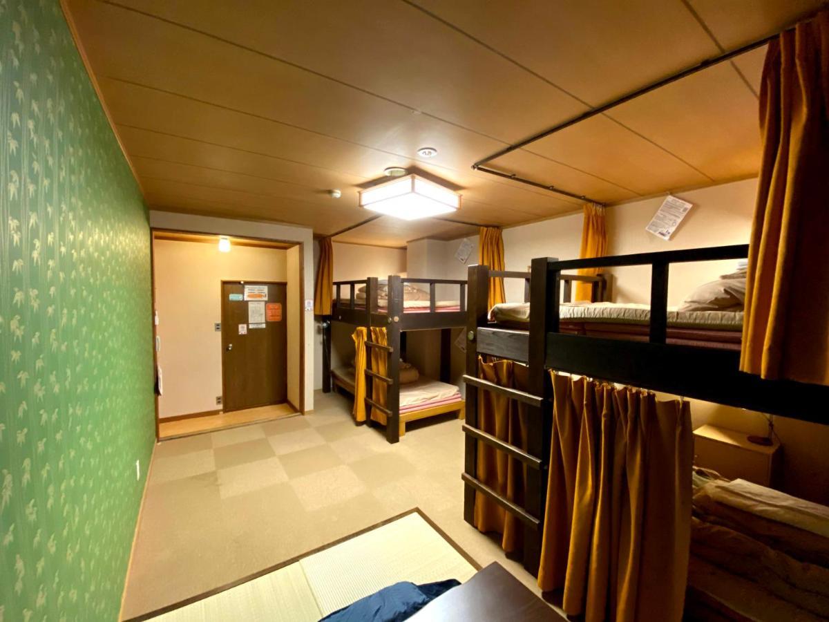 J-Hoppers Hida Takayama Guest House Eksteriør billede