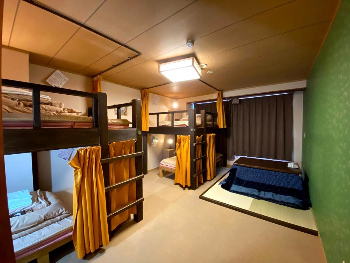 J-Hoppers Hida Takayama Guest House Eksteriør billede